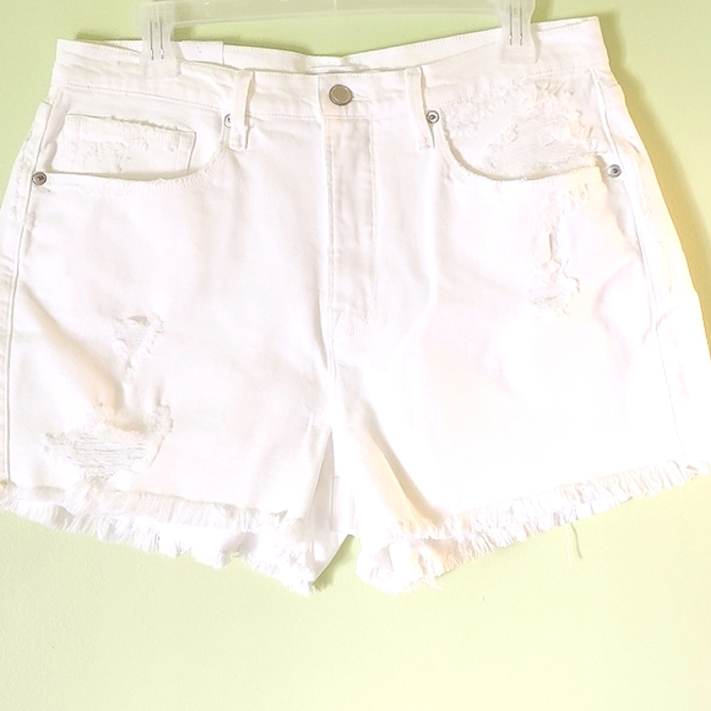 Good American White Distressed Women Shorts